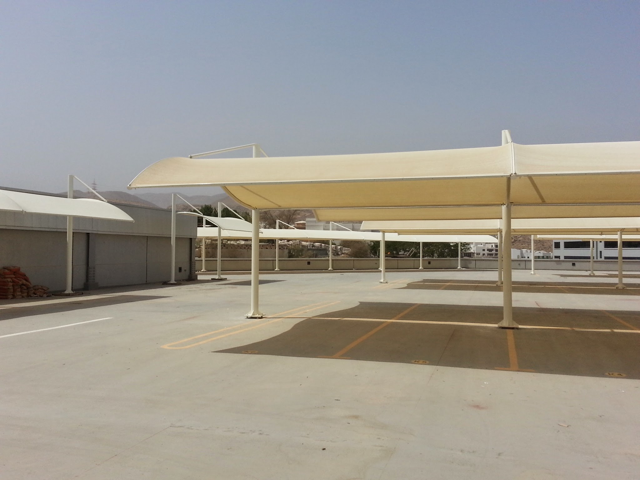 22 ROOF TOP CAR PARKING AT AL RAWAQ BUILDING
